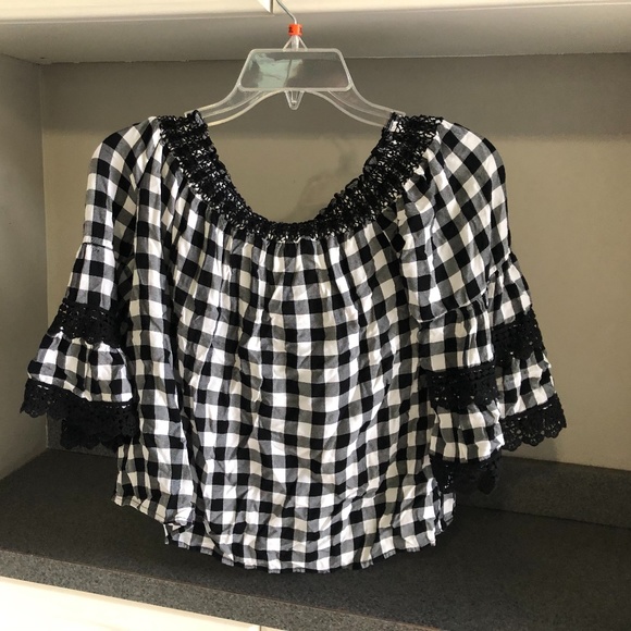 Off the Shoulder Blouse - Picture 1 of 4